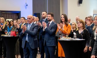 Milatović na prijemu povodom Dana nezavisnosti Grčke, najavio učešće na Delfi forumu