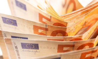 Prosječna zarada u februaru 821 eura