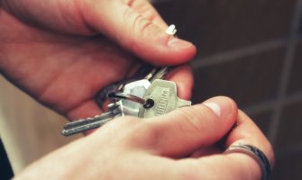 Umjesto ključeva u ruke ostao bez para i kuće?