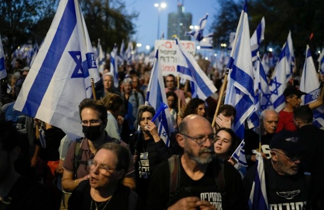 Desetine hiljada ljudi na skupu protiv izraelske vlade