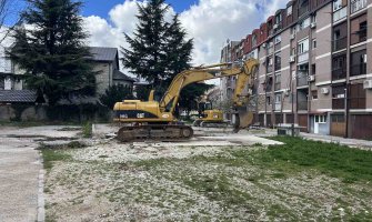 Cetinje: Počela izgradnja parkinga uz Ulicu X Crnogorske brigade