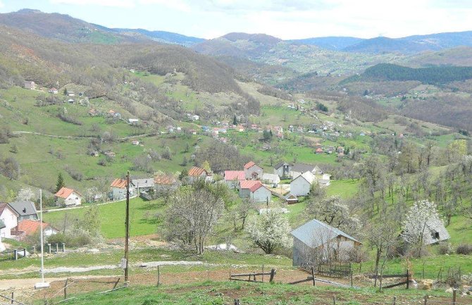 Petnjičani napuštaju područje Bihora, Agović poručuje