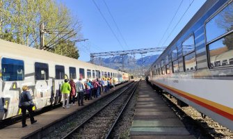 Počela ljetnja sezona u ŽPCG: Uvedena dva voza za turiste na relaciji Kolašin-Bar