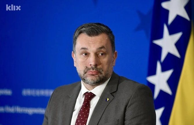 Konaković ismijava vlast u RS-u jer će primati platu 
