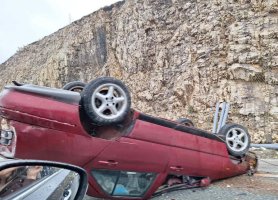 Saobraćajna nezgoda na putu Šavnik – Žabljak, automobil završio na krovu