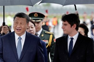 Si Đinping stigao u Francusku: Predsjednik Kine započeo evropsku mini-turneju