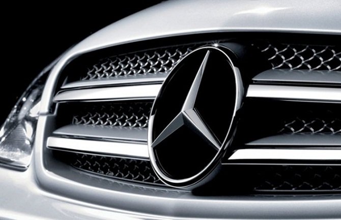 Mercedes ne uvodi sankcije Rusiji