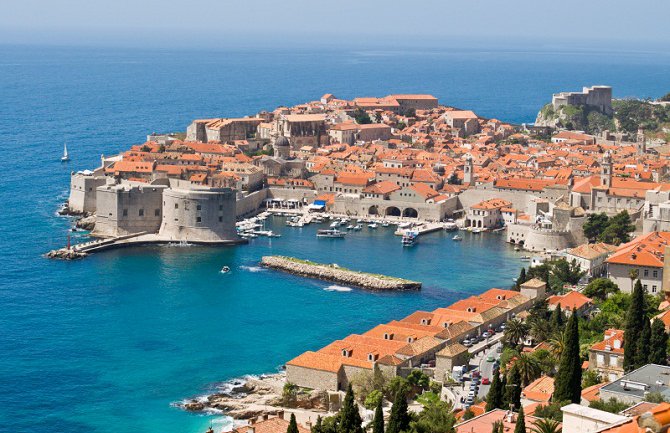 Hrvatska će tužiti Holandiju zbog gubitka u turizmu