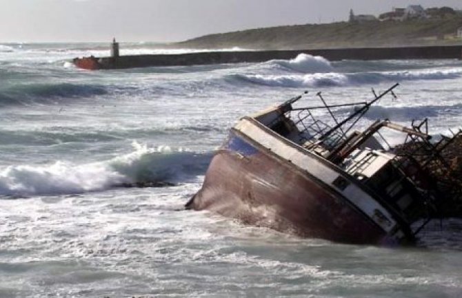 Nova katastrofa u Sredozemlju: Prevrnuo se brod, nastradala 24 migranta