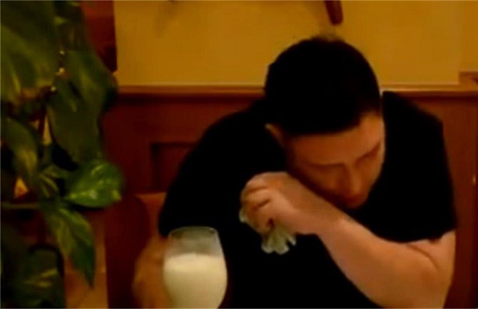 Kad Bosanac pojede najljuću papričicu na svijetu (VIDEO)