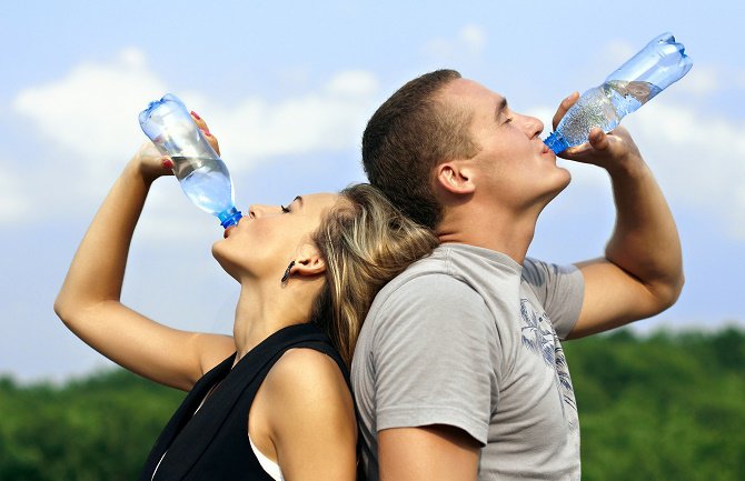  Koliko vode treba da popijete poslije treninga