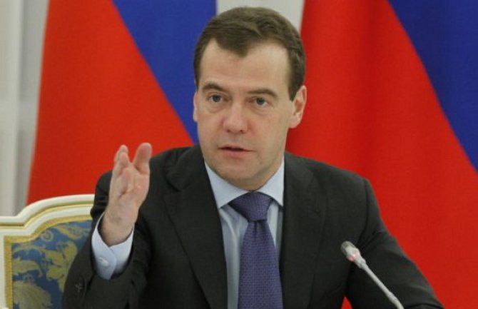 Medvedev: U slučaju poraza Rusije svijetu prijeti opasnost od nuklearnog rata