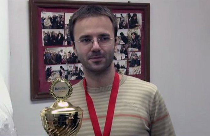 Šampion festivala šaha Velemajstor Nikola Djukić