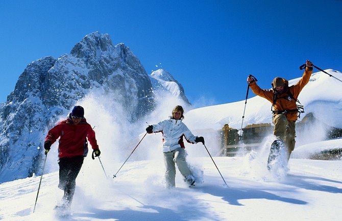 Razlozi zbog kojih je skijanje odličan trening za cijelo tijelo