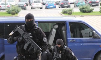 Sarajevo: Crnogorci kamionom prevozili drogu, zaplijenjeno 900kg, uhapšeno 5 lica