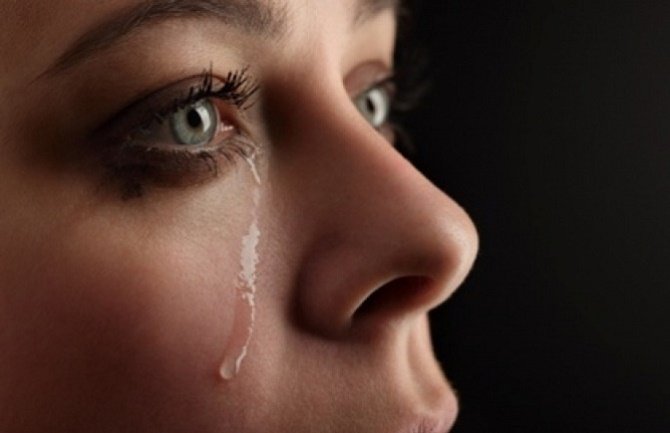 Evo kako da zaustavite suze, štucanje i kihanje