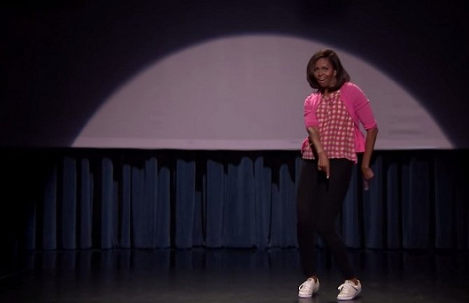 Ovako izgleda prva dama Amerike kada pokušava da pleše (Video)
