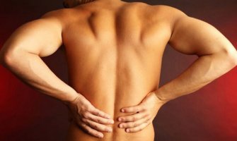 Muči vas bol u leđima? Ove tri vježbe će vas oporaviti za minut! (VIDEO)