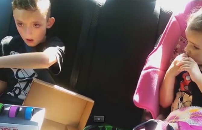 Pogledajte reakciju dječaka kada dobije poklon koji je dugo želio (VIDEO)