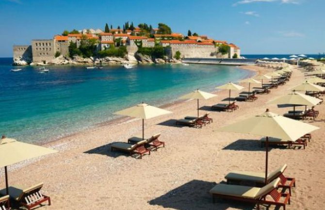 Plaža na Svetom Stefanu među 15 najljepših u Evropi