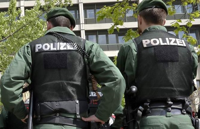 Njemačka: U stanu pronađena tijela žene i troje djece