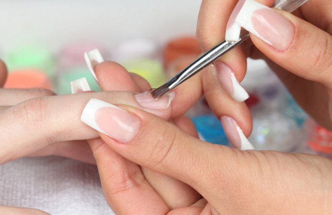 Kako da oporavite nokte poslije nadogradnje ili izlivanja