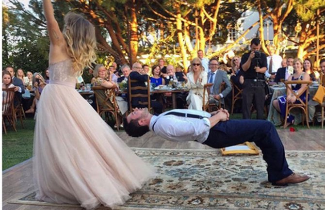 Kako izgleda svadbeni ples kad se udaš za mađioničara!
