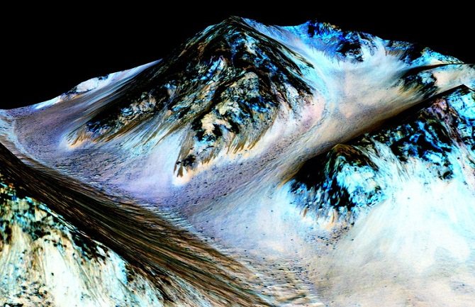 NASA: Na Marsu postoji  slana voda(VIDEO)