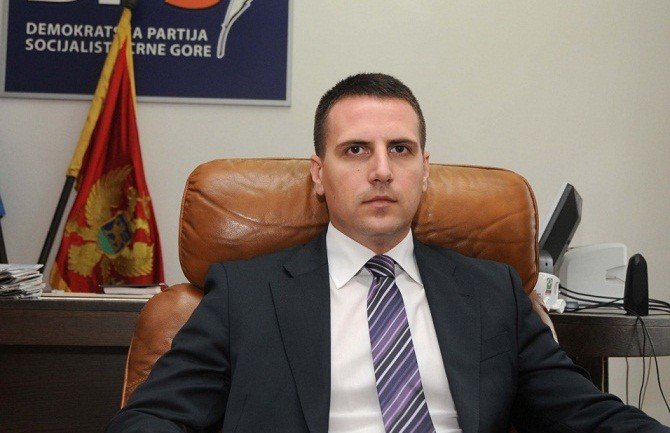 Vešović: Krivokapić priznao da Vlada neće biti ekspertska, URA prevarila birače