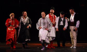 Predstava “2012 – Poslednji Makedonci” u petak u Nikšićkom pozorištu 