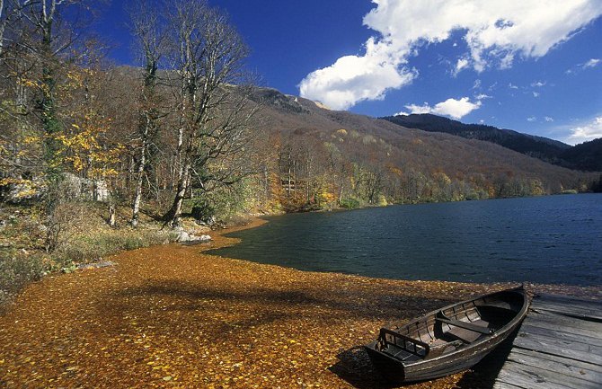 Discover: 10 nevjerovatnih mjesta u Crnoj Gori, koja bi trebalo posjetiti (Foto)