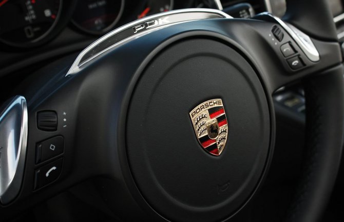 Porsche prvi put prodao 200.000 vozila u jednoj godini