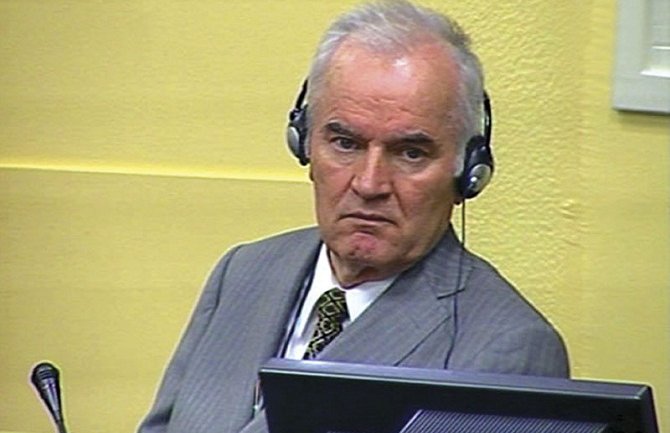 Ratko Mladić pušten iz bolnice i vraćen u zatvor