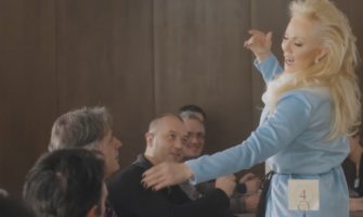 Premijera: Lepa Brena objavila spot na Dan zaljubljenih (VIDEO)