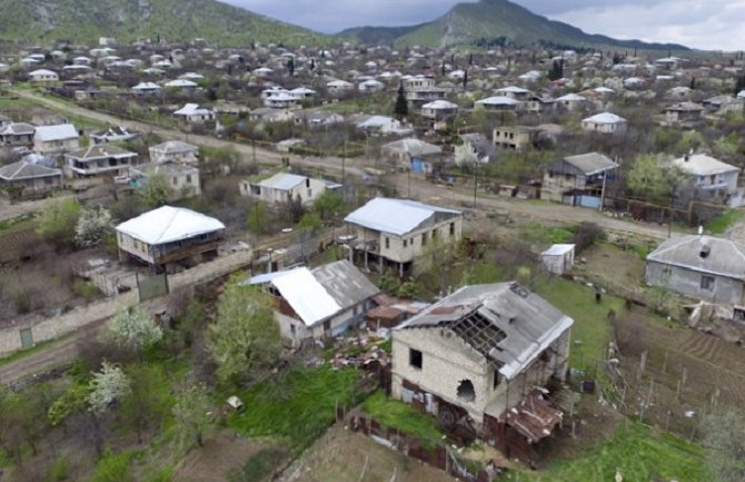Polovina stanovništa regije Nagorno-Karabah raseljeno zbog sukoba