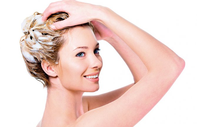 Tajna bujne kose: Prvo stavite balzam pa tek onda šampon  