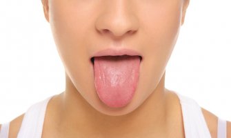 Evo šta znače otisci zuba na jeziku!