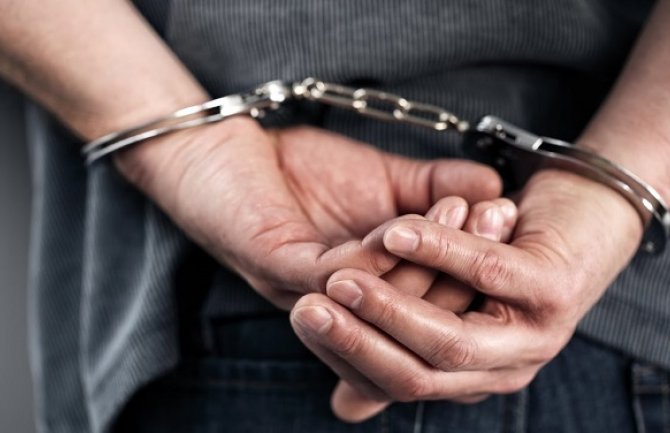 Podgorica: Uhapšen azilant, seksualno uznemiravo 13-godišnjeg dječaka