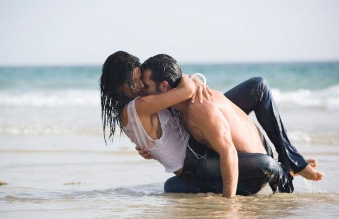 Seks na plaži je jako loša ideja, a evo i zašto