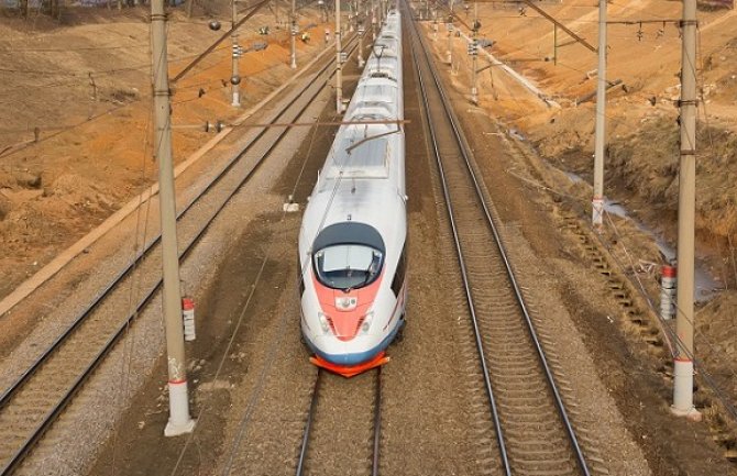 Ovo je najduži brzi voz na svijetu: Sapsan-voz od pola kilometra (FOTO)
