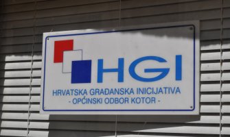 Hrvatska osudila odluku Kotora da bazen dobije ime Zoran Džimi Gopčević