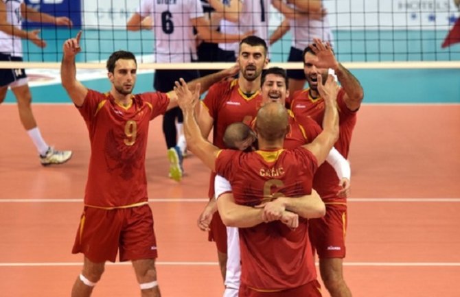 Crnogorski odbojkaši slavili u prvom meču kvalifikacija protiv Švajcarske!