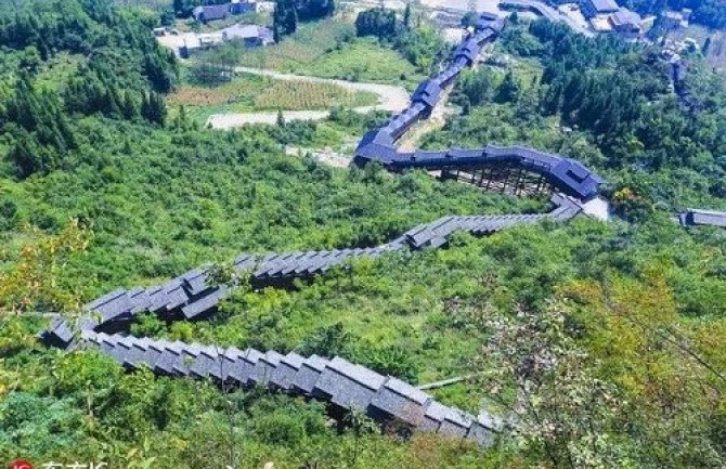  U Kini otvorene najduže pokretne stepenice (Foto)