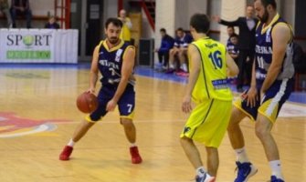 Košarkaši Sutjeske pobijedili  Feni industri