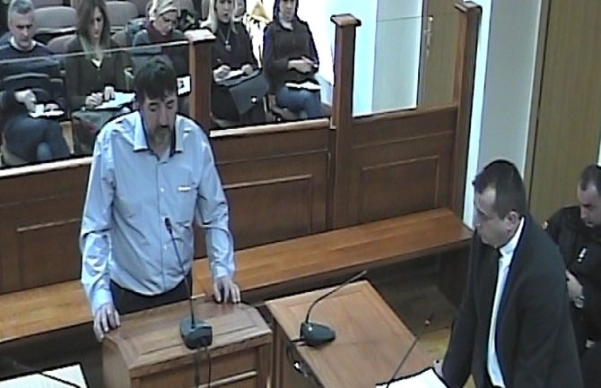 Uhapšen Paja Velimirović: U putničkoj torbi nosio pušku i dva pištolja