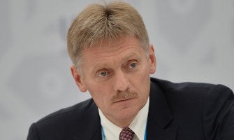 Peskov: Moskva ne očekuje poboljšanje odnosa sa Velikom Britanijom