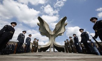 Hrvatske vlasti zabranile Vučiću da posjeti Jasenovac; Vulin: Hrvatska Vlada ustaška, svi funkcioneri na posebni režim kontrole
