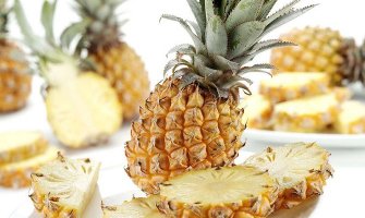 Inspektori zabranili uvoz skoro devet tona ananasa