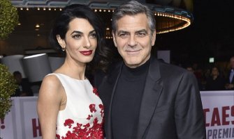 Džordž Kluni dobio blizance