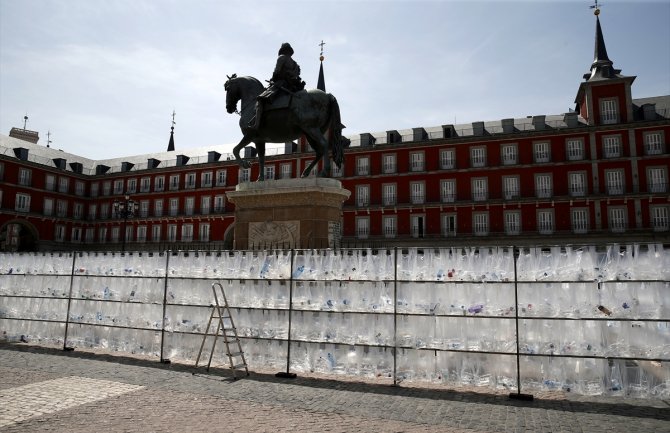 U centru Madrida lavirint od smeća: Čuvajmo okolinu